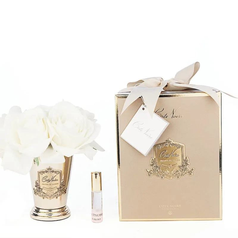 Côte Noire Seven Rose Bouquet in ivory white, gold goblet