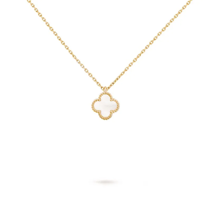 Van Cleef & Arpels Sweet Alhambra pendant (VCARF69100)